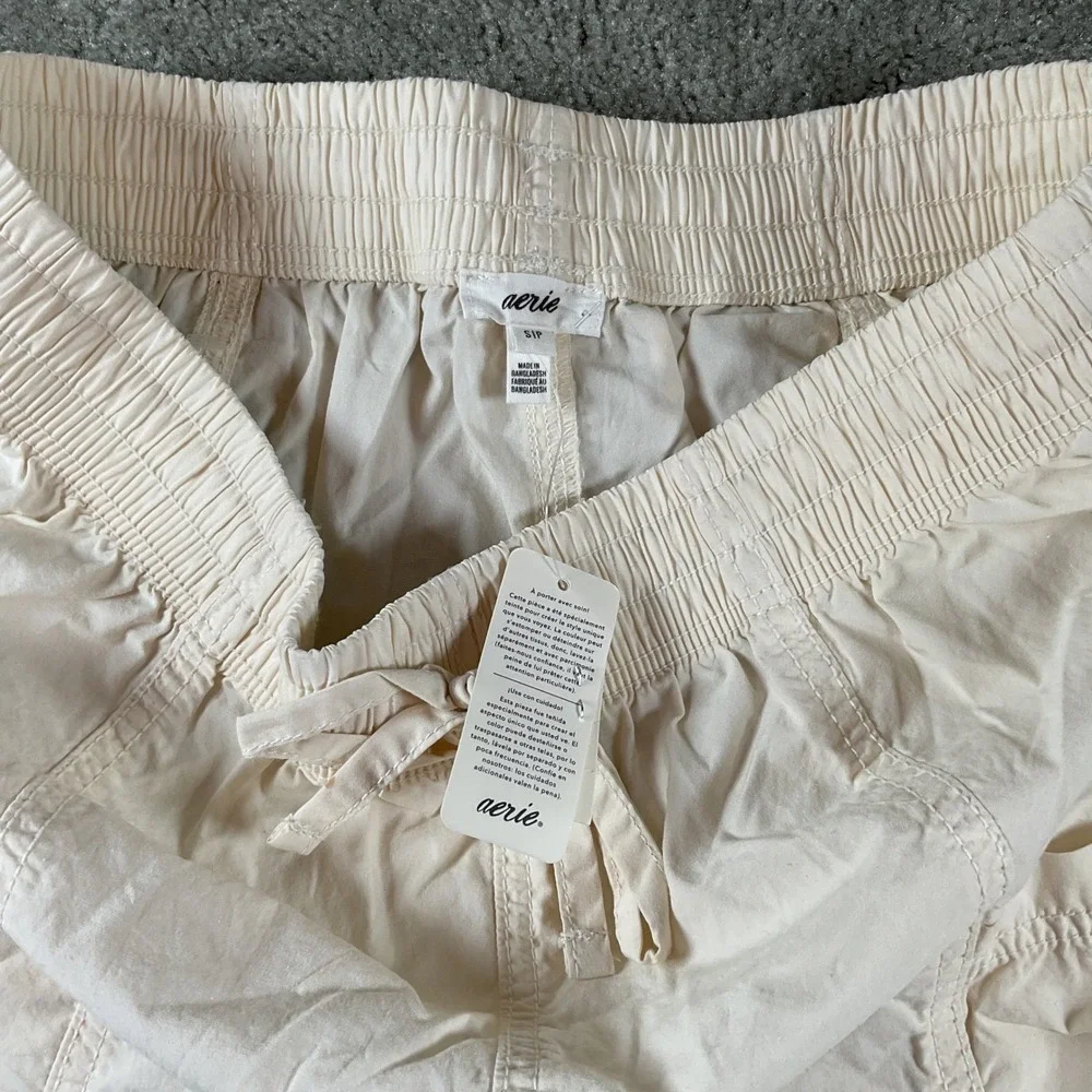 NWT Aerie Cargo Pants‎ Cream Wide Leg Drawstring Pockets Casual Lounge Size S/P